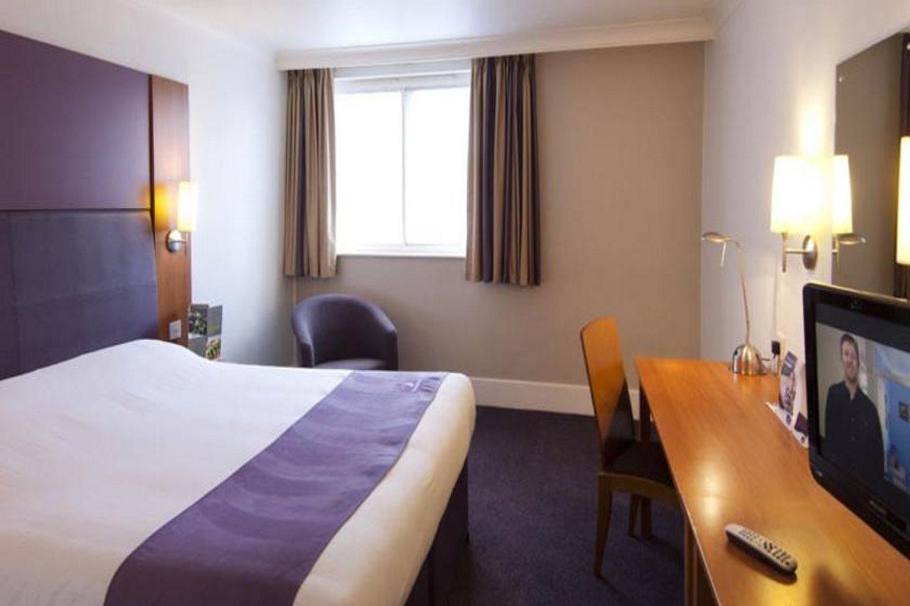 Premier Inn Maidstone Wateringbury Eksteriør bilde